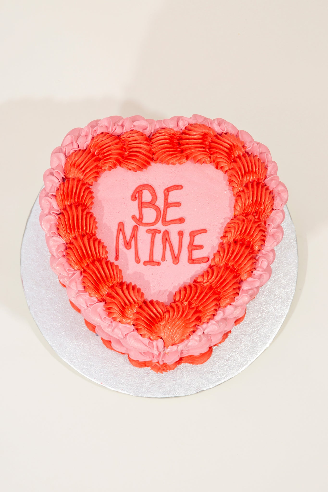 Vintage Piped Cake