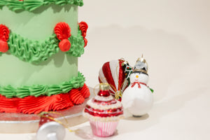 Vintage Christmas Cake