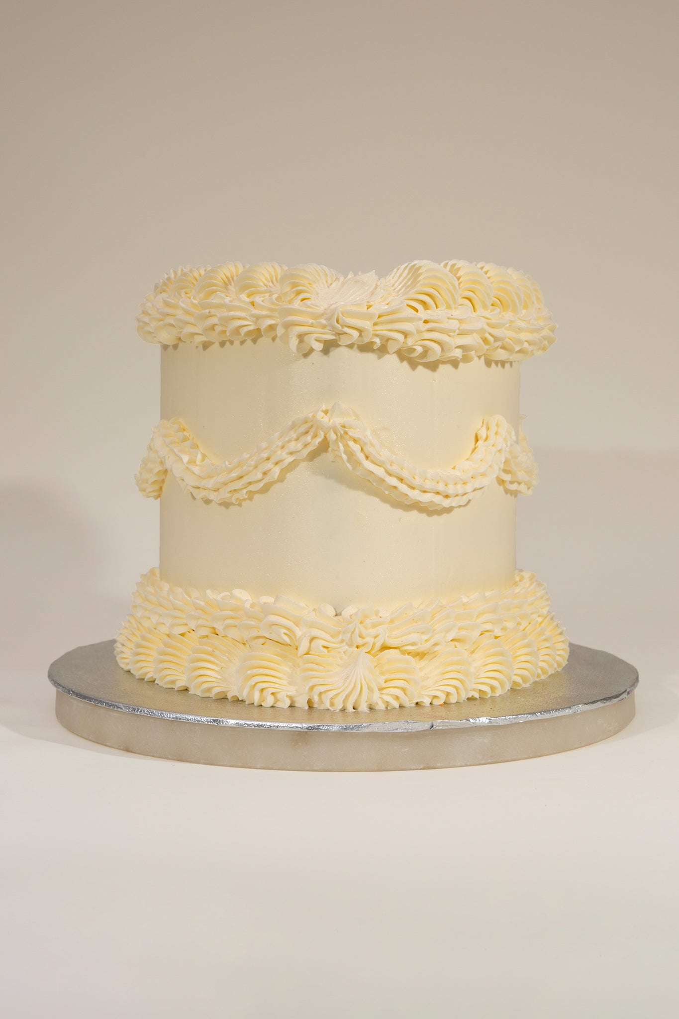 Vintage Piped Cake